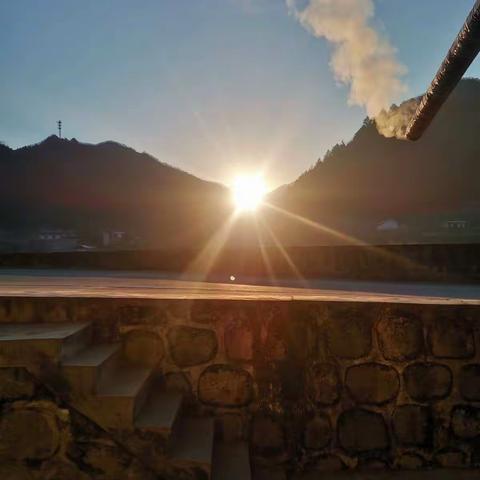 将温暖送至人心，让冬天不在寒冷。