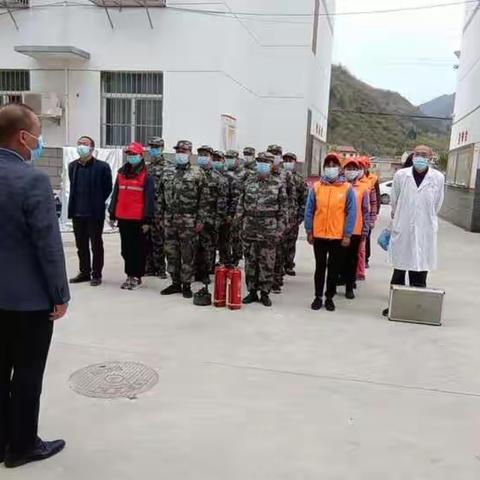 四亩地社区开展消防安全应急演练