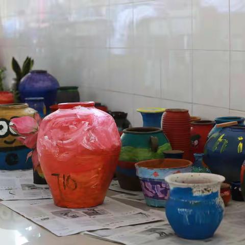 生命的色彩  -记光谷实验中学710班彩绘周活动