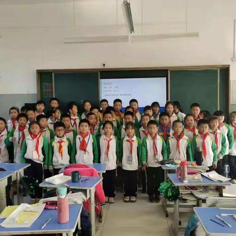 良庄镇中心小学“红领巾心向党，争做新时代好少年”校园艺术节合唱比赛三年级组的比赛