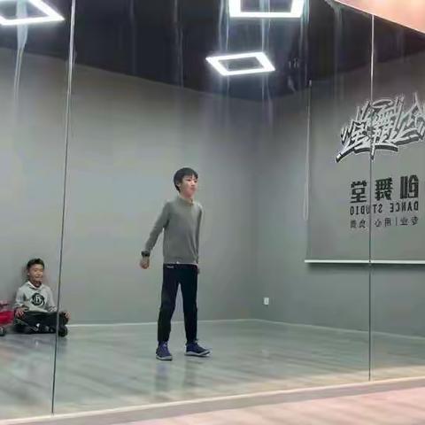 儿子操练中