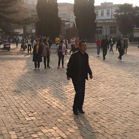 携手共进——城关镇北窑小学一年级太阳花班家长交流会