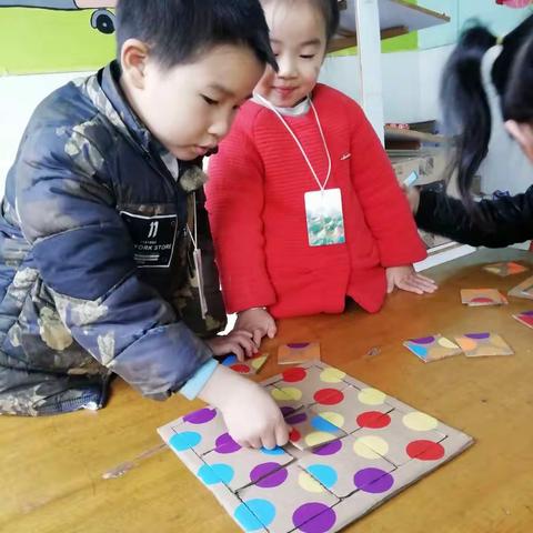 【江北乡亲】幼儿园朵朵班本周区域游戏活动精彩瞬间分享