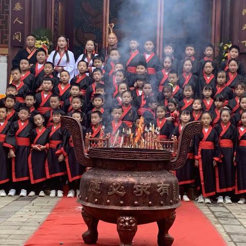 诵读经典  传承文化  助力推普