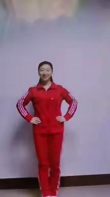 —中班律动《左手右手》