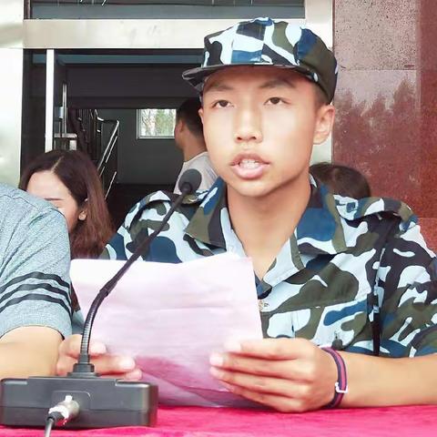“激情燃烧的岁月”翼城县先成中学举行2019届高一新生军训闭营仪式