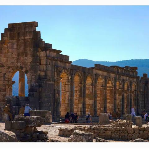 罗马遗址‘瓦卢比利斯’、多彩圣城‘穆莱伊德里斯’、黑色皇城‘梅克内斯’ （摩洛哥游记之六）