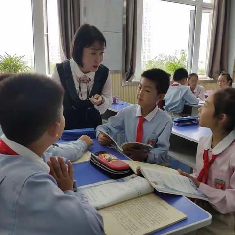 聚焦核心素养  提升课堂质量--纺织城小学片区课堂教学大赛富力分校赛点活动纪实