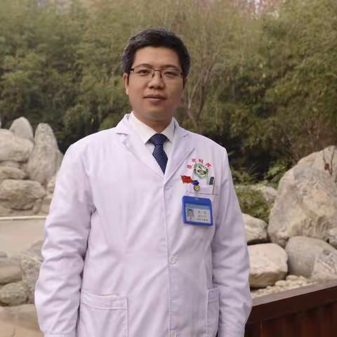 恰同学少年，风华正茂，现已步入中年，需成熟稳健，勇往直前！未到最后一刻，绝对轻言放弃……