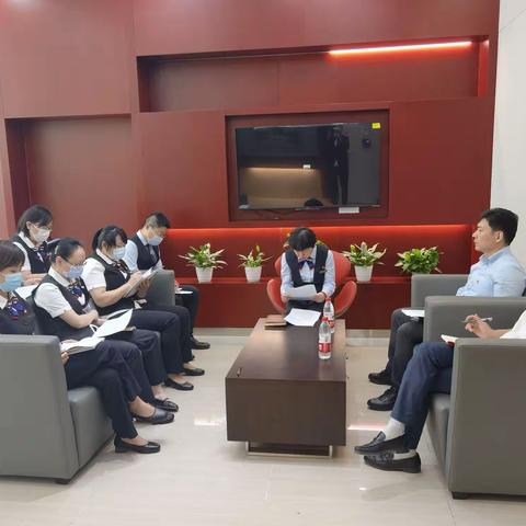 青山支行凯旋门长江二桥联合党支部召开党史学习教育专题组织生活会