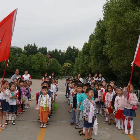 走进小学，感悟成长——仁和幼儿园大大班小朋友参观小学活动