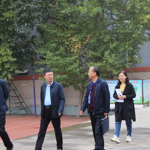 语言文字规范化  快乐校园展风采- -中心小学迎接市语言文字工作组督导评估