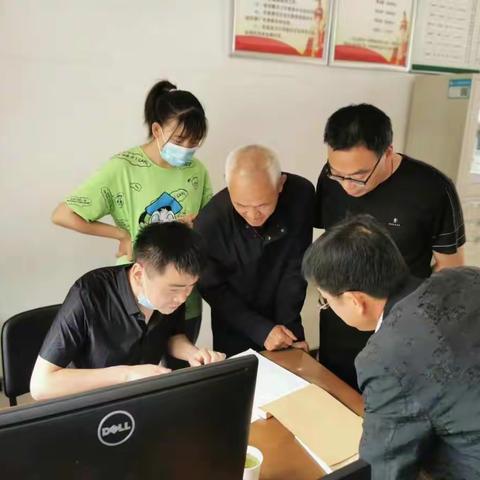 县国有资产管理中心检查指导达仁镇国有资产管理工作
