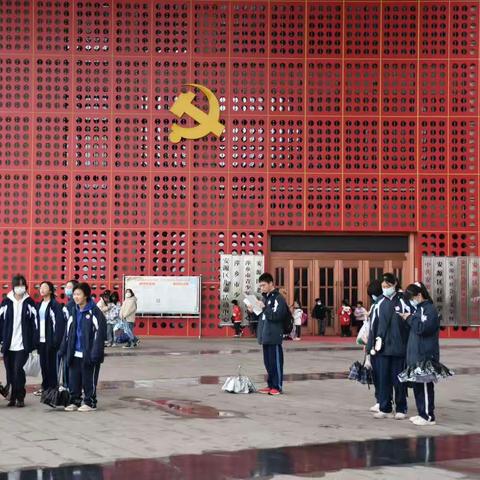 踏实践之路，回归自然，拥抱春天！——萍乡中学高一(20)班劳动实践敬老活动纪实