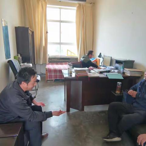 平凉四中老师在曹湾中学支教之花絮
