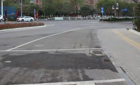旧貌换新颜 道路整修大变脸
