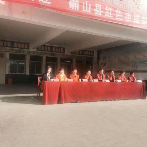 “不忘初心，温暖前行”——暖心红色教育进校园志愿活动