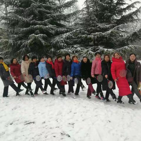 2019年第一场雪^O^囍 ^O^                                    助力2019、回忆2018。