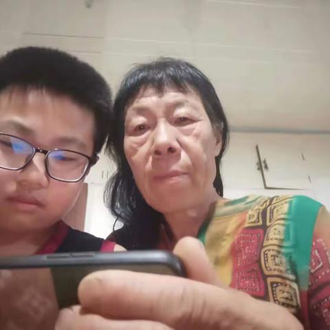 五年一班观看了“情牵石榴籽，读书伴成长”的感悟（副本）