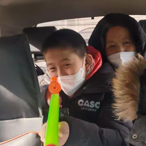 年初山海游