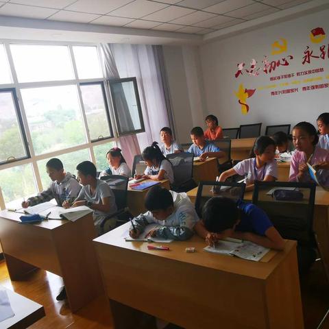 我为群众办实事  暑期公益培训班