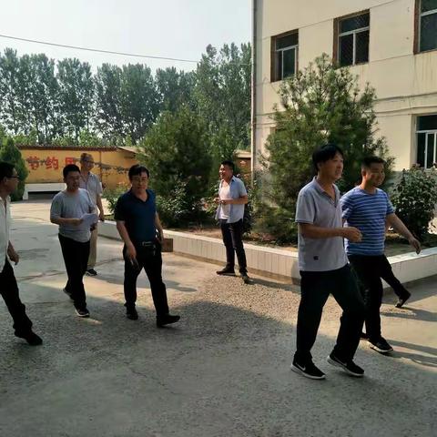 与时俱进求发展，昂扬向上创佳绩