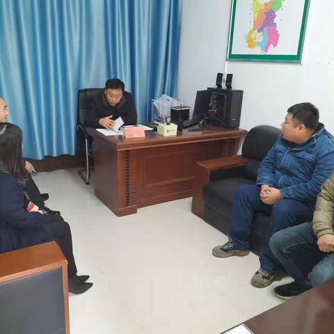 区发改委协调处理东代II线44#周围地质灾害对电力设施产生的安全隐患问题