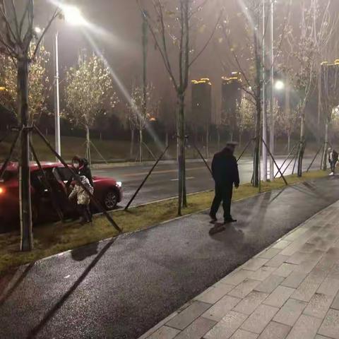 坚定目标 持之以恒 做好城市管理工作