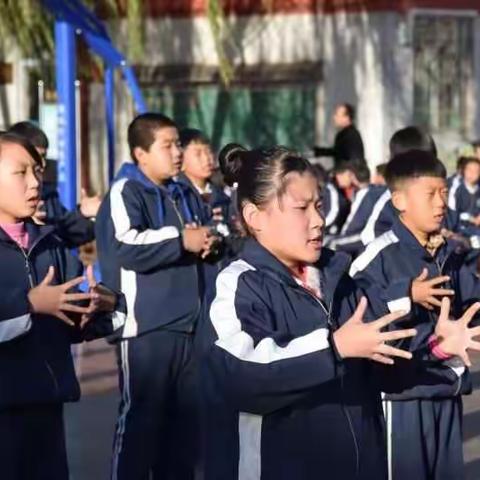 经典诵读滋润人生  国学文化点亮四中