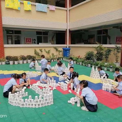 【葛店镇中心幼儿园】我的观察故事——“小纸杯，大构建”