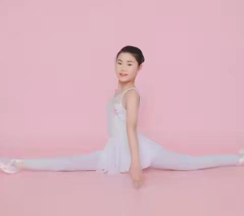 做阳光少年，展自我风采。赵婉晴