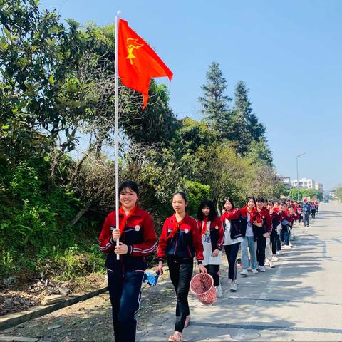 红领巾学雷锋，献礼建党百年华诞——三江县斗江镇第二小学开展学习雷锋月系列活动