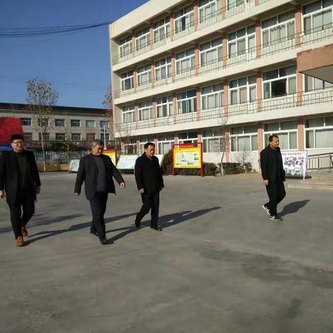 市教体局领导莅临昌城小学开展教育视导工作