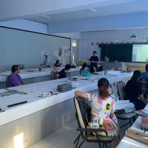 巧构神似，墨色写意--惠民县美术工作室国画活动九