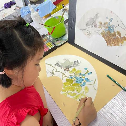 走进发明画室的美篇（2、宣纸扇面临摹～🌹）