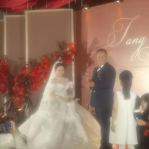 唐家幸福一家人