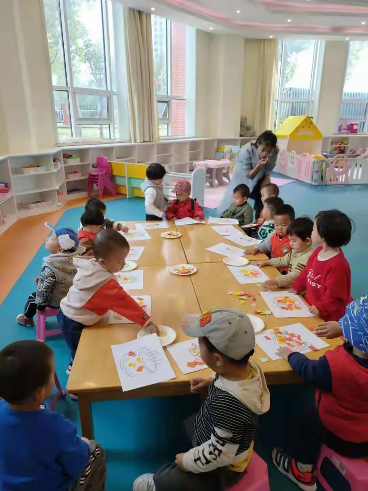 爱在这里——照护中心小萌娃周昕燃