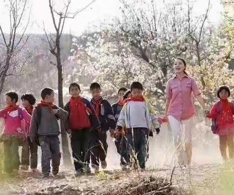 暑假防溺又一遍 牵手平安情无限