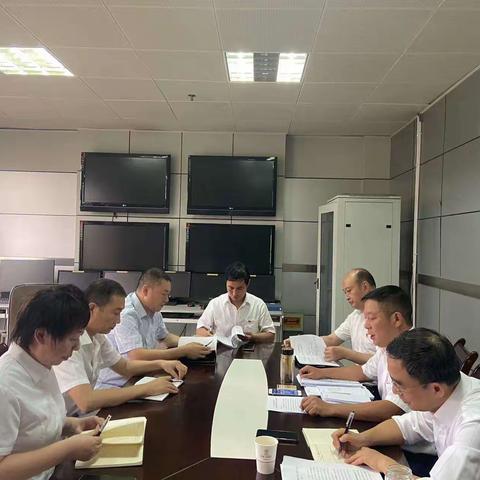 安全保卫部支部召开专题警示教育组织生活会