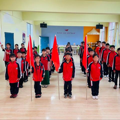喜迎二十大 争做好队员|大路里小学新少先队员入队仪式