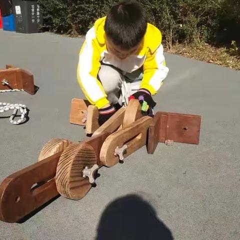 百变螺母——大一班