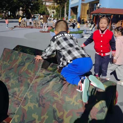 综合游戏里的快乐——大一班