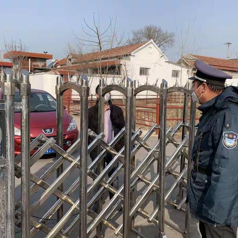 桓台县起凤镇夏庄小学举行来访人员入校实战演练