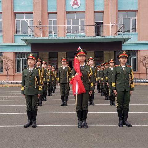 红军小学“学四史 传薪火 我与祖国共成长”主题升旗仪式