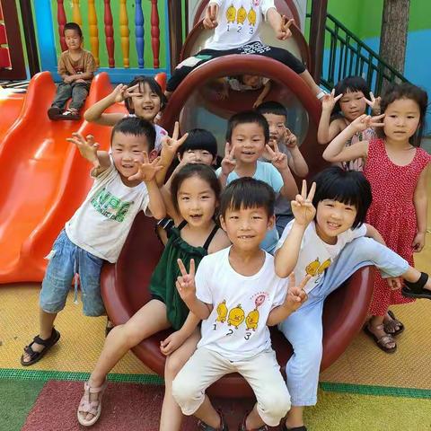 幼儿园老师的一天
