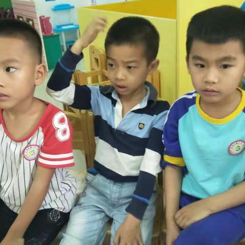 三亚市第三幼儿园中二班幼儿健康小常识——认识细菌。