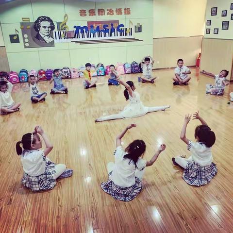 “快乐歌唱，童心荡漾 ”——西工大附小龙湖分校2018-2019学年度第二学期小歌手兴趣班总结