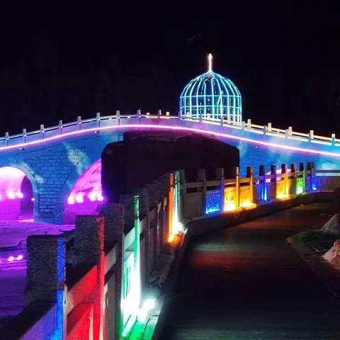 兴安小城塔河夜景