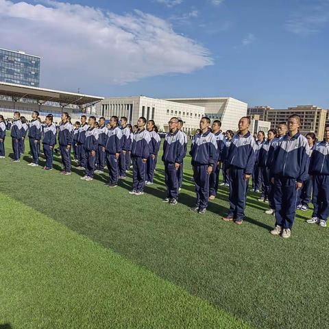 总有人间一两风，填我十万八千梦——记乌鲁木齐市第130中学高一军训