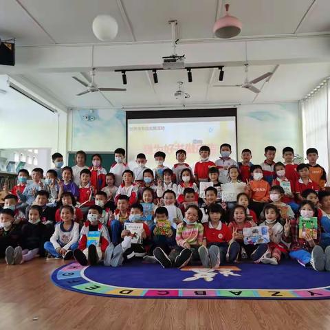 我为好书做广告——记2006班主题读书活动